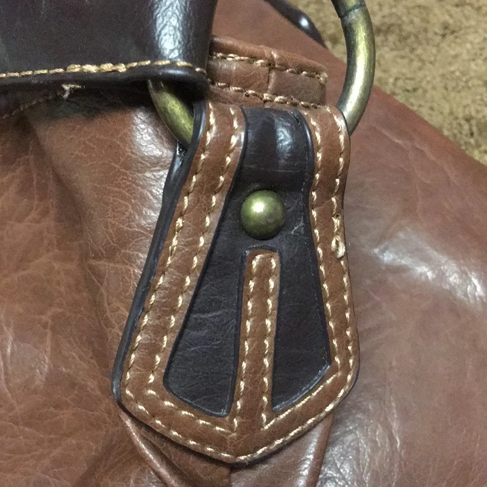 Axcess-A Liz Claiborne Co brown hobo bag purse